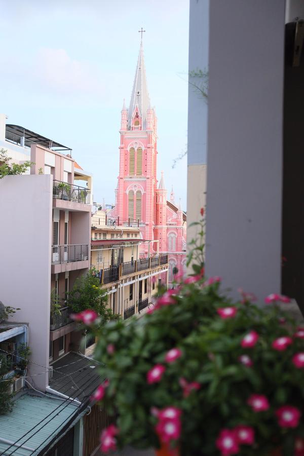 The Nguyens Cafe - Pink Church View Ciudad Ho Chi Minh  Exterior foto