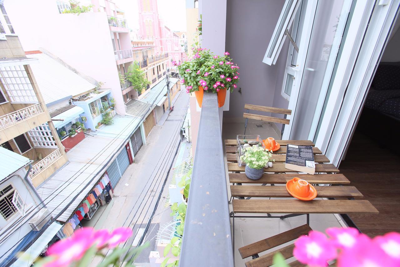 The Nguyens Cafe - Pink Church View Ciudad Ho Chi Minh  Exterior foto