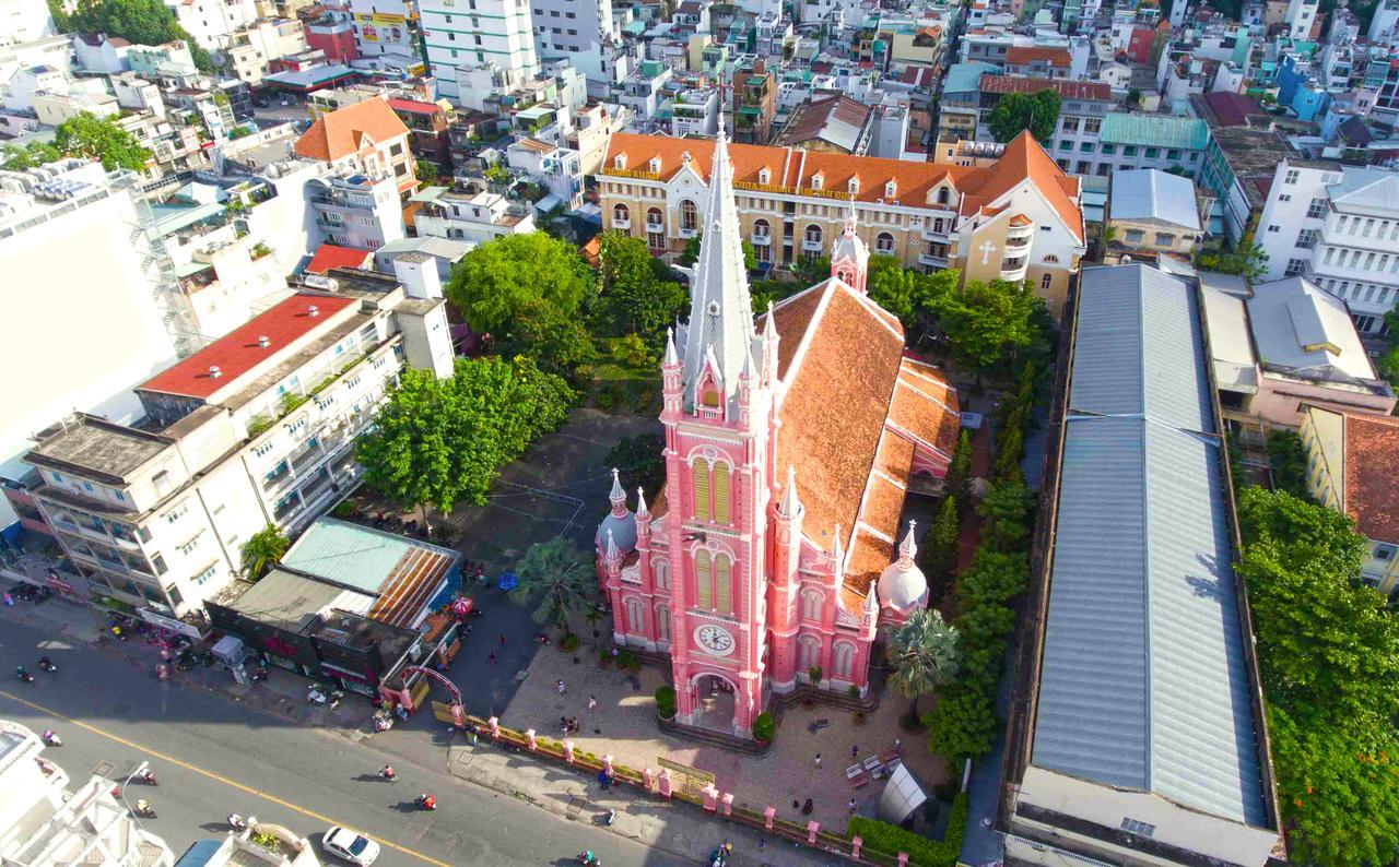The Nguyens Cafe - Pink Church View Ciudad Ho Chi Minh  Exterior foto